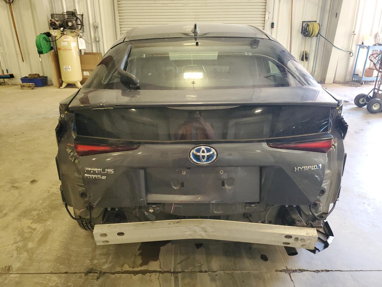 2019 Toyota Prius - Фото 6