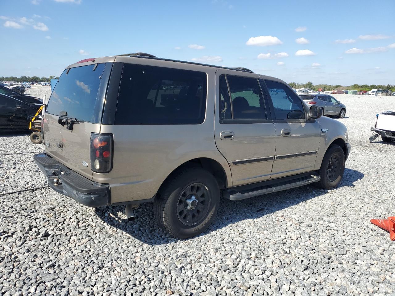 2002 Ford Expedition Xlt - Фото 3