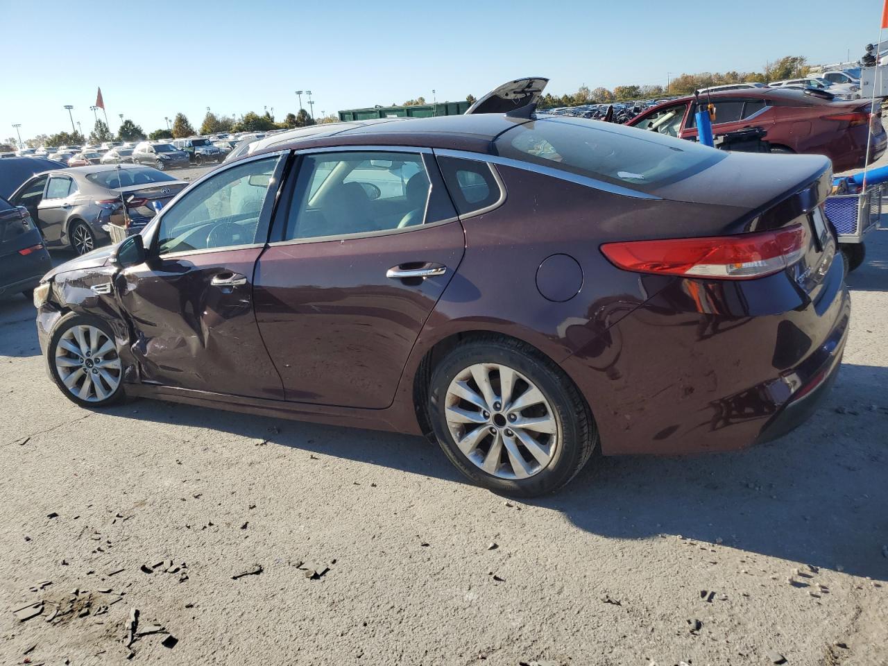 2016 Kia Optima Ex - Фото 2