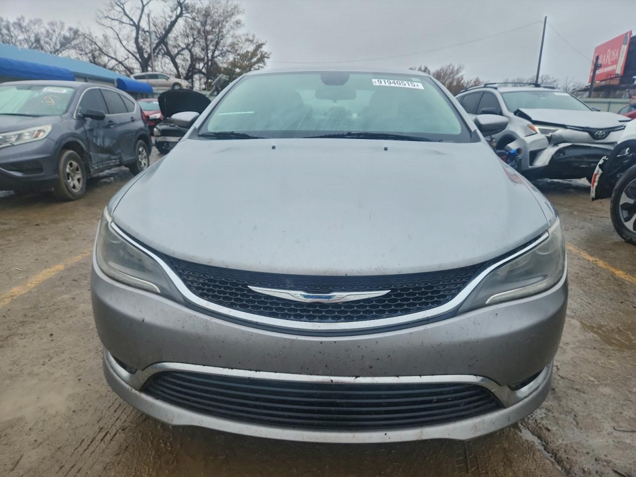 2016 Chrysler 200 Limited - Image 5