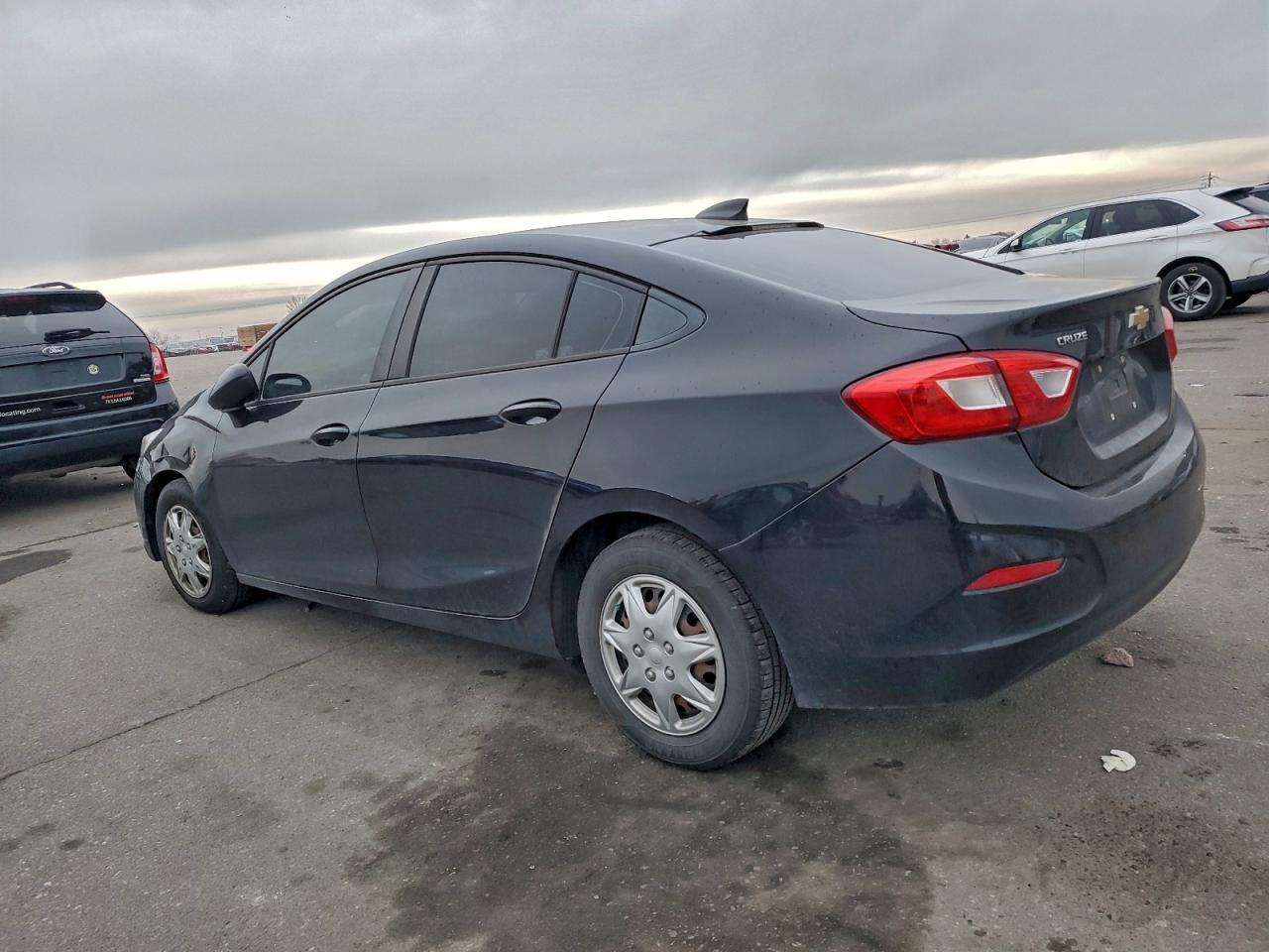 2018 Chevrolet Cruze Ls - Image 2