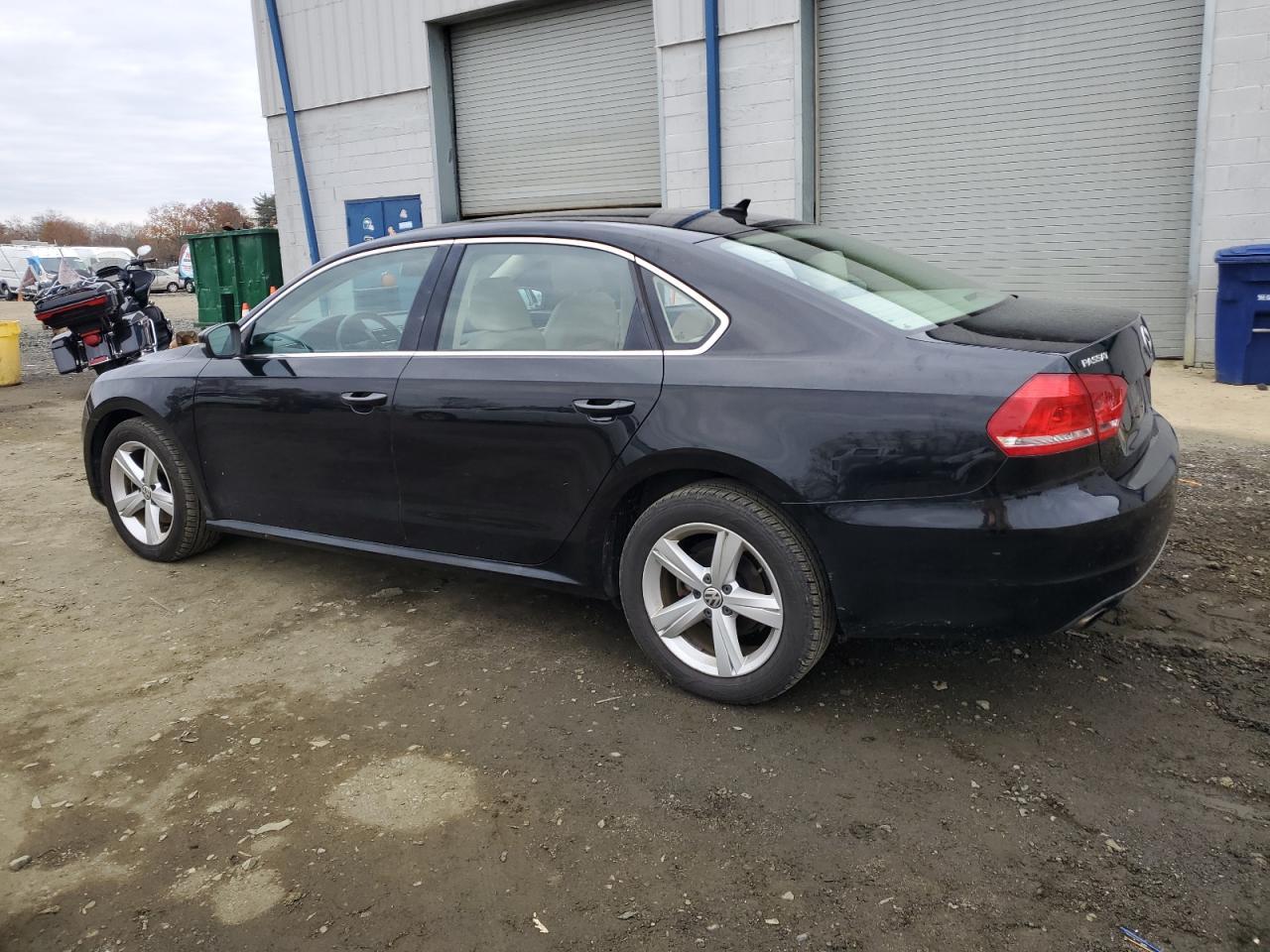 2015 Volkswagen Passat Se - Фото 2