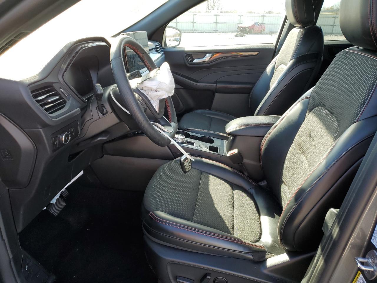 2025 Ford Escape St Line Select - Фото 7