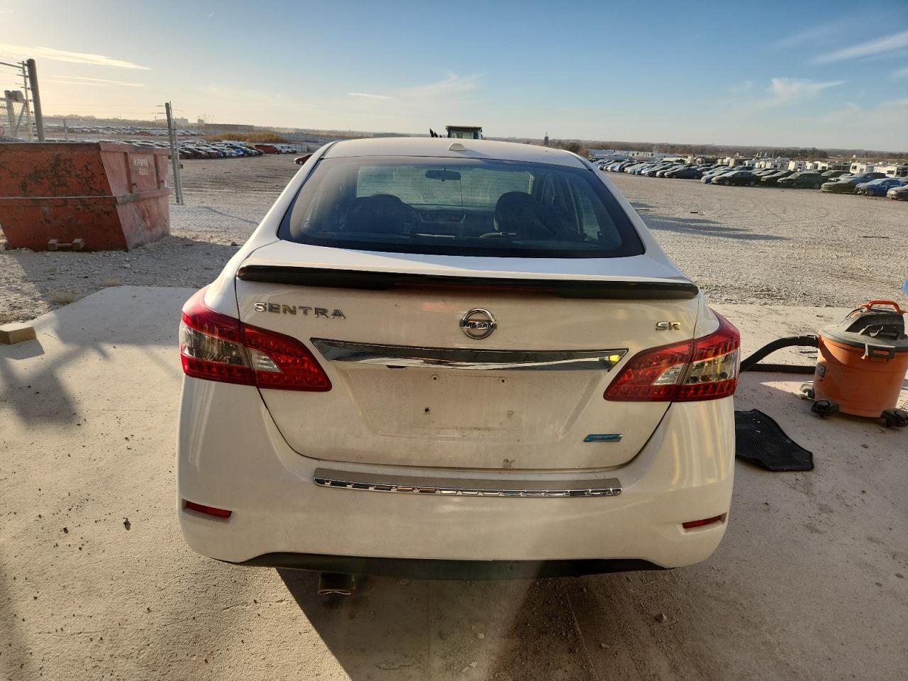 2014 Nissan Sentra S - Фото 6