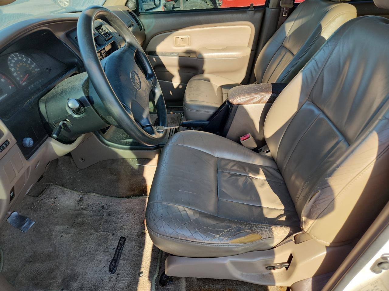 2001 Toyota 4Runner - Image 7