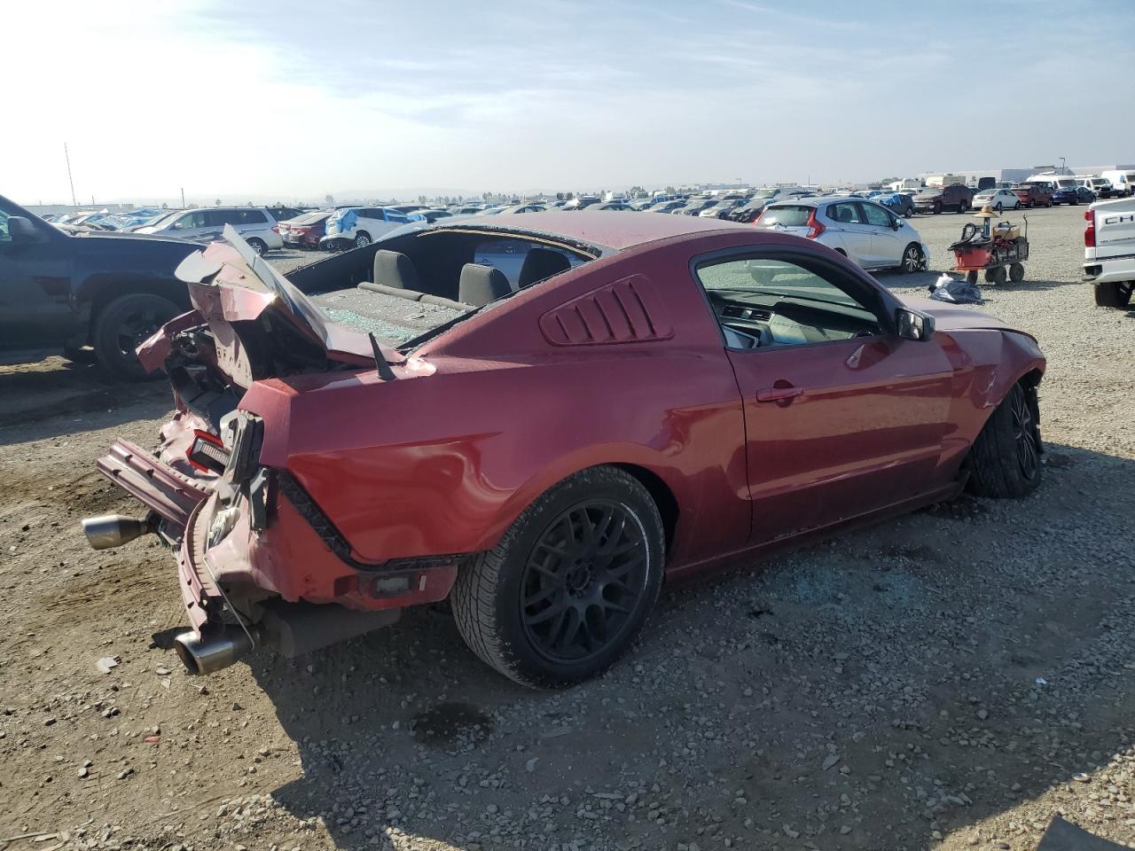 2014 Ford Mustang - Фото 3