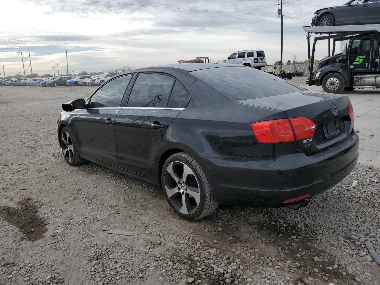 2013 Volkswagen Jetta Se - Фото 2
