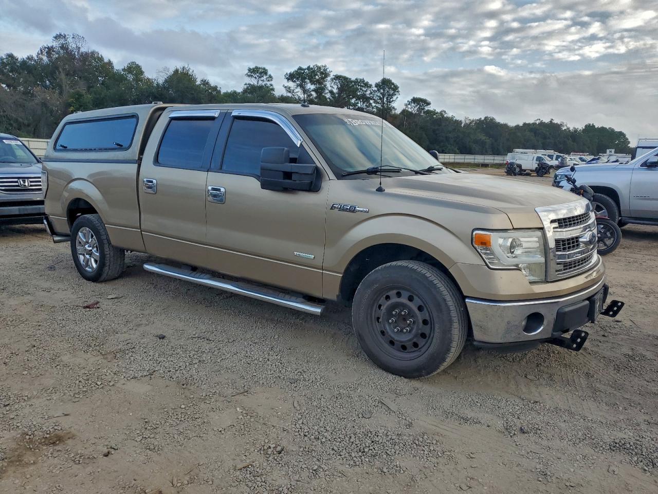 2013 Ford F150 Supercrew - Image 4