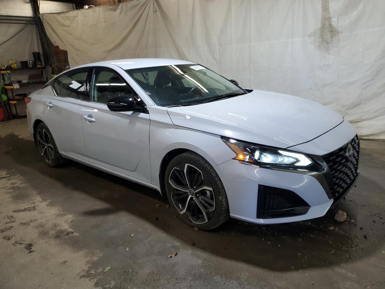 2024 Nissan Altima Sr - Фото 4