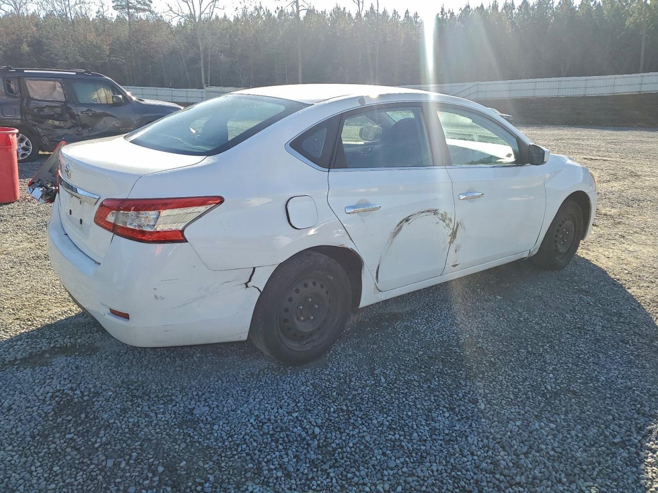 2015 Niss Sentra S - Фото 3