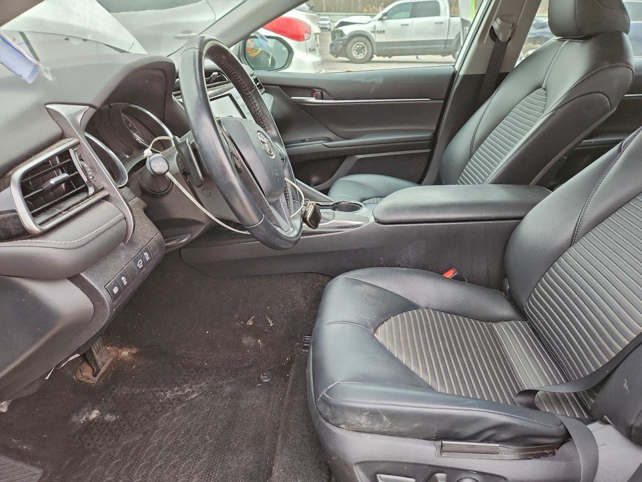 2019 Toyota Camry L - Фото 7