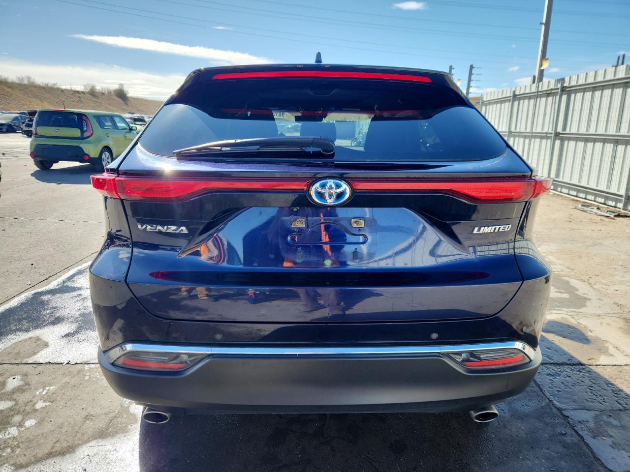 2023 Toyota Venza Le - Фото 6