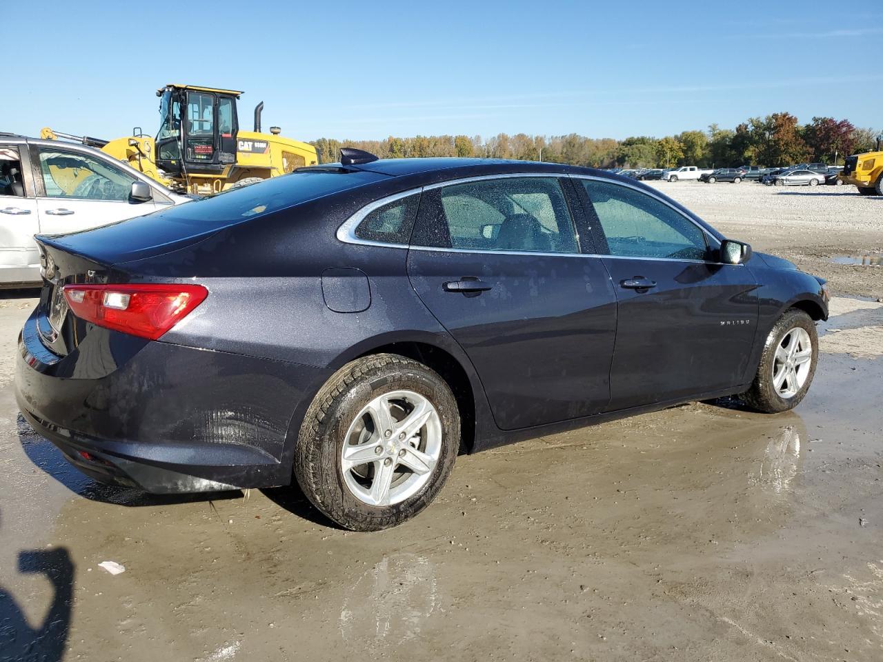 2023 Chevrolet Malibu Lt - Image 3