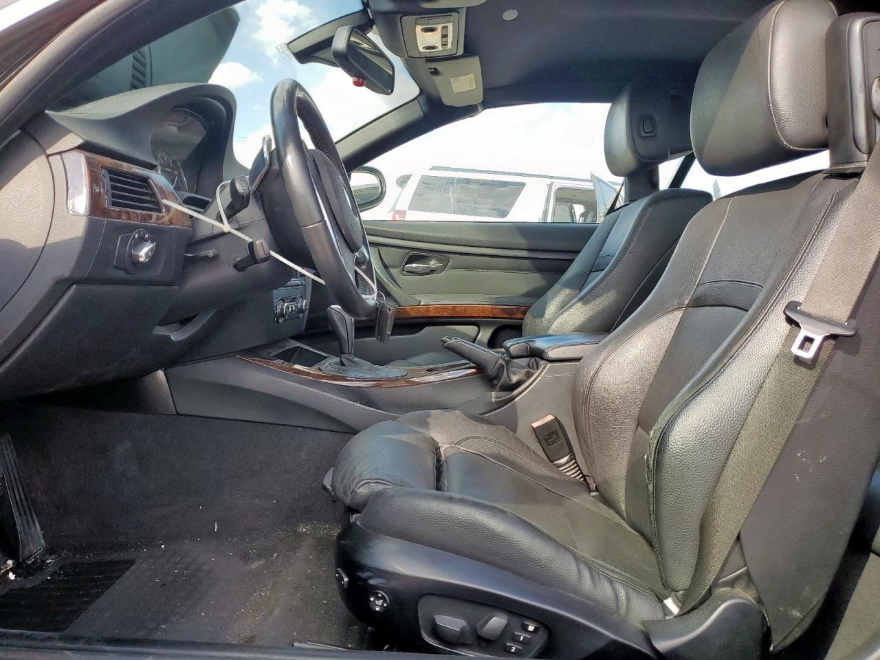2011 BMW 328 I - Image 7