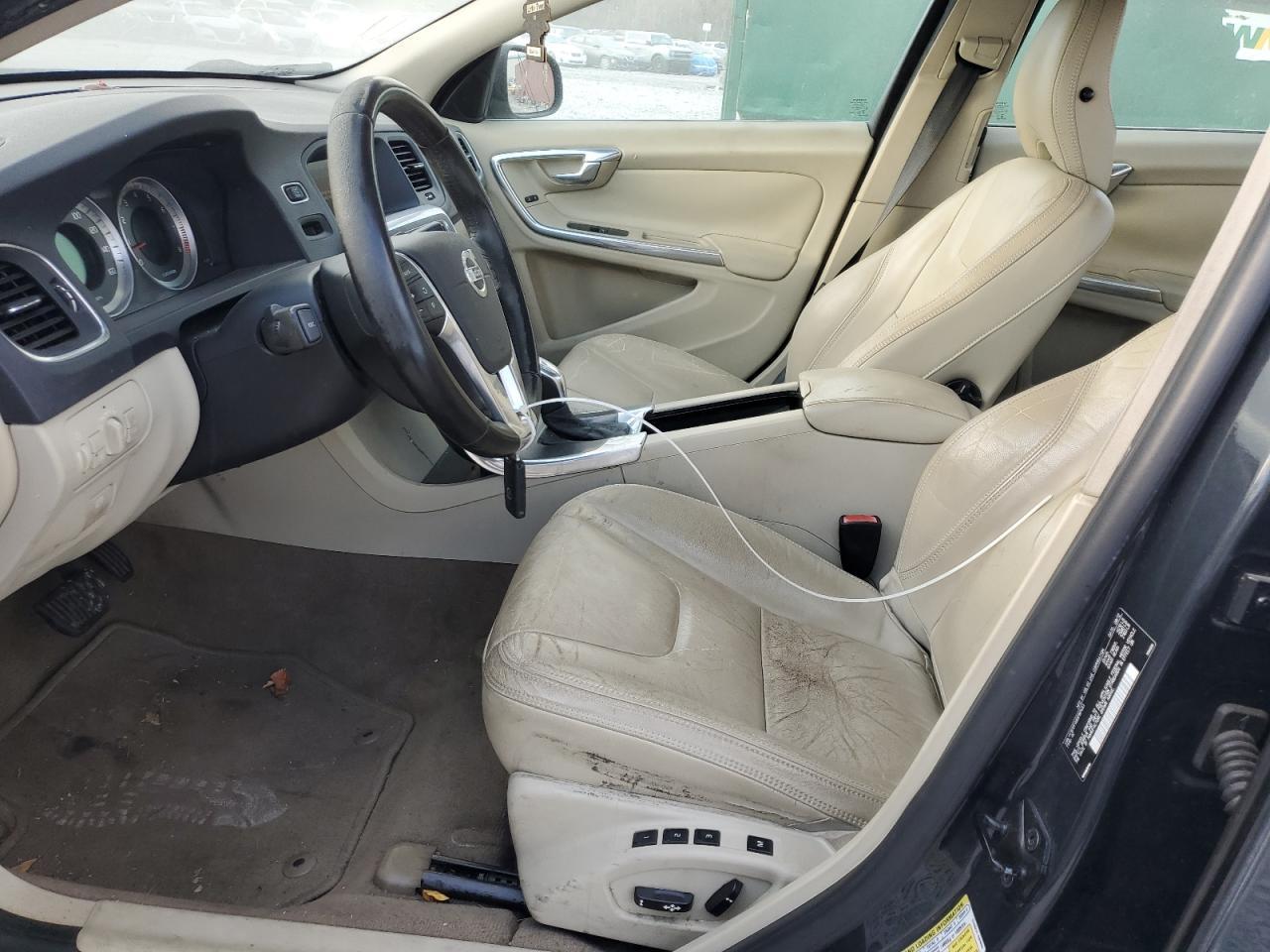 2013 Volvo S60 T5 - Image 7