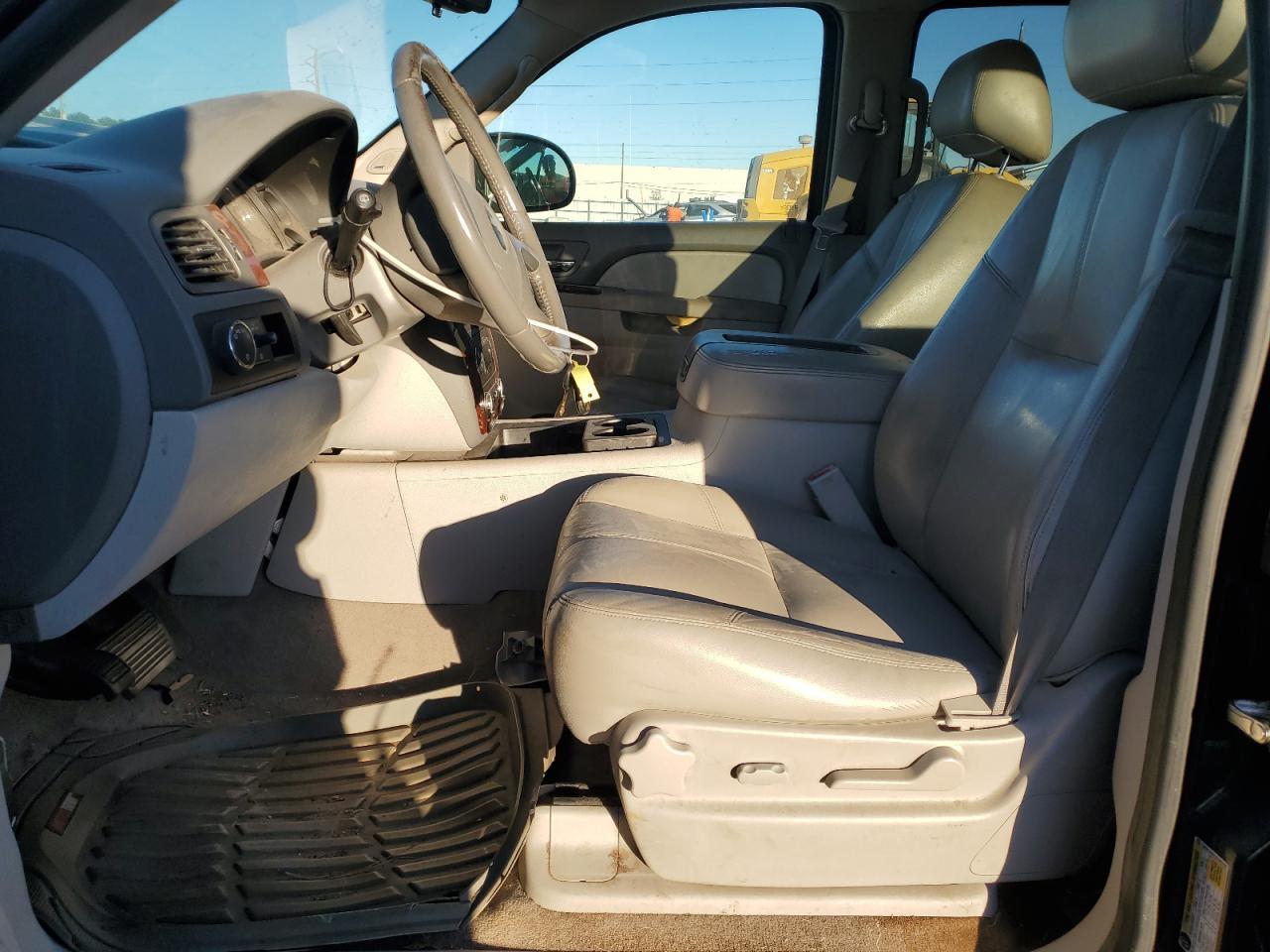 2013 Chevrolet Suburban C1500 Lt - Фото 7
