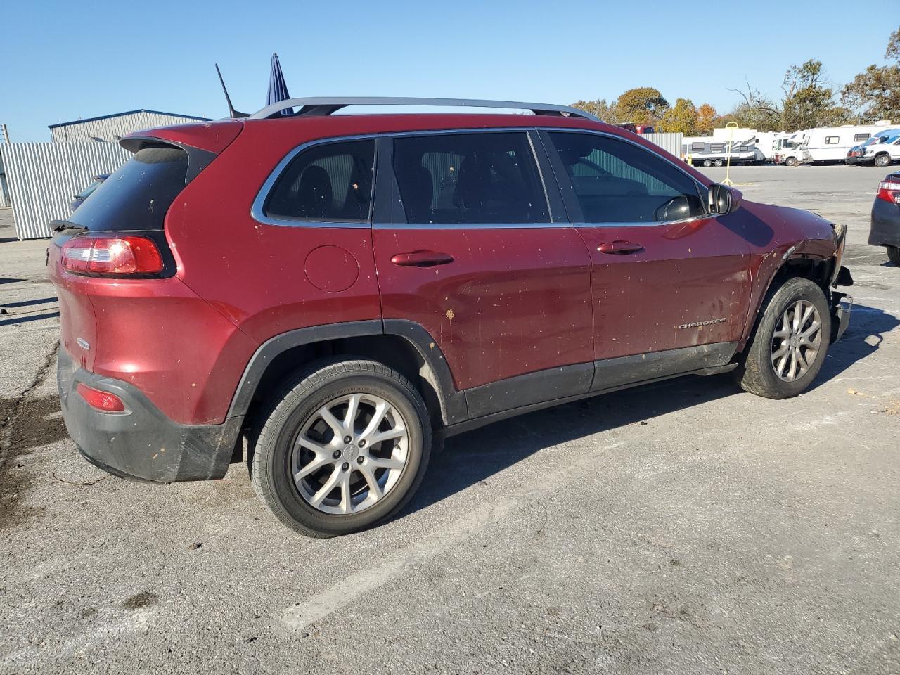 2017 Jeep Cherokee Latitude - Фото 3