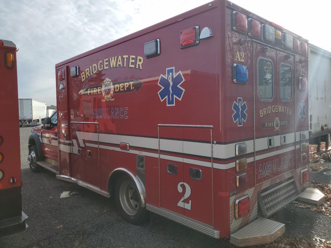 2017 Ford F550 Super Duty - Фото 2