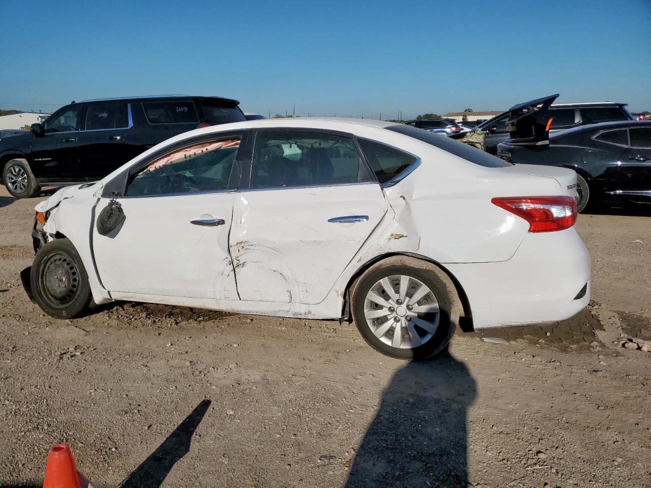 2019 Nissan Sentra S - Image 2