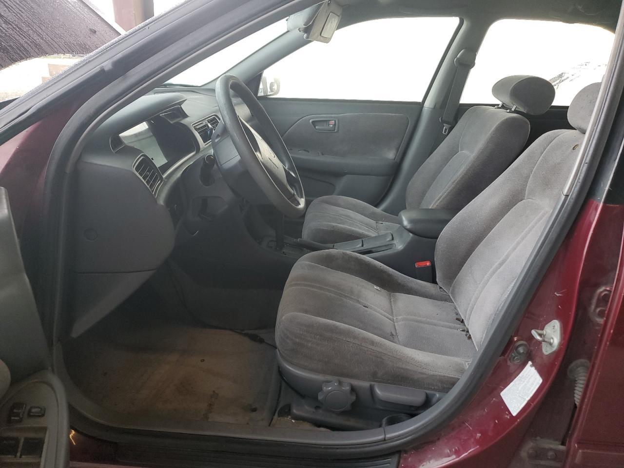 1998 Toyota Camry Ce - Фото 7