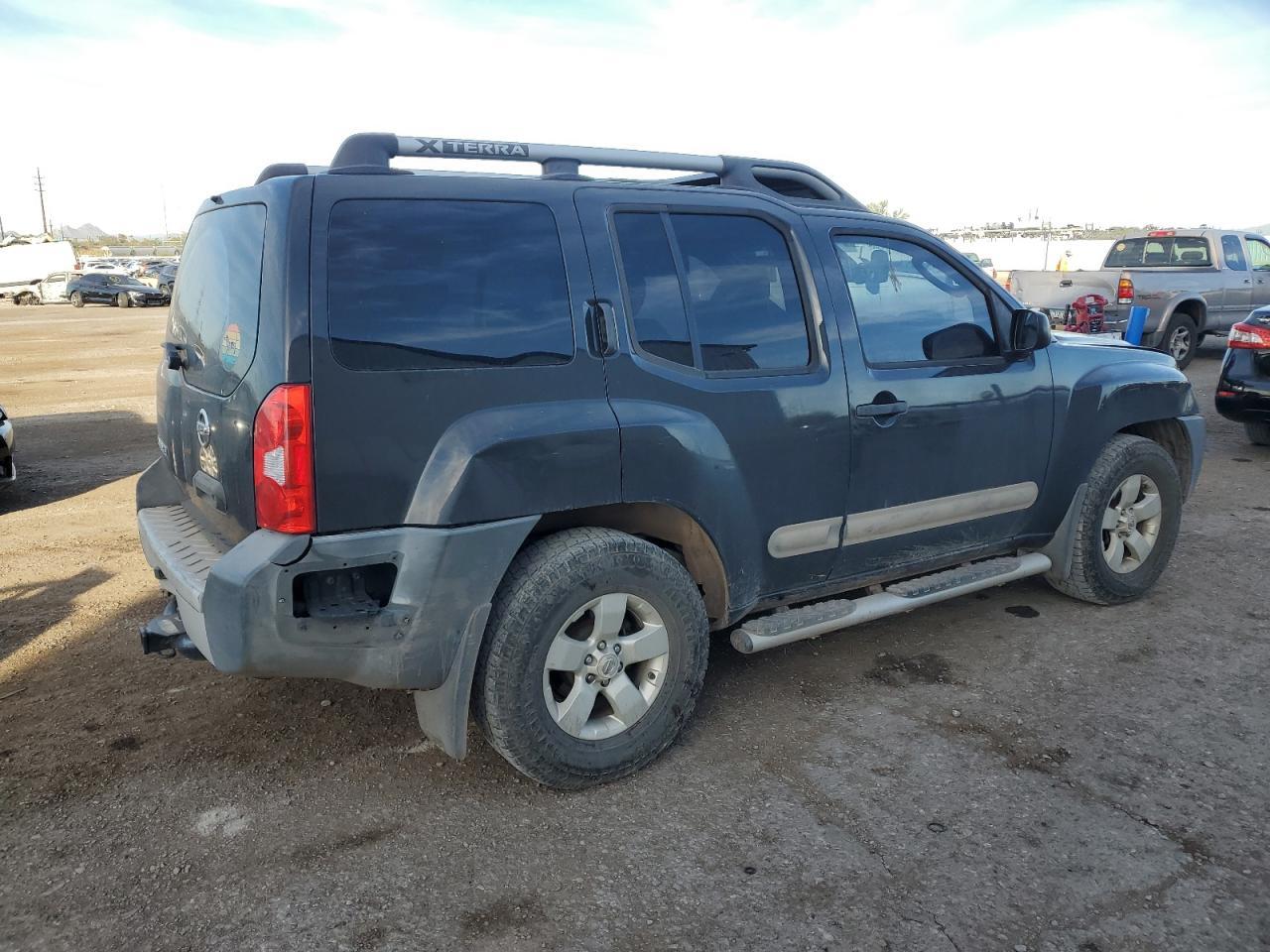 2011 Nissan Xterra Off Road - Image 3