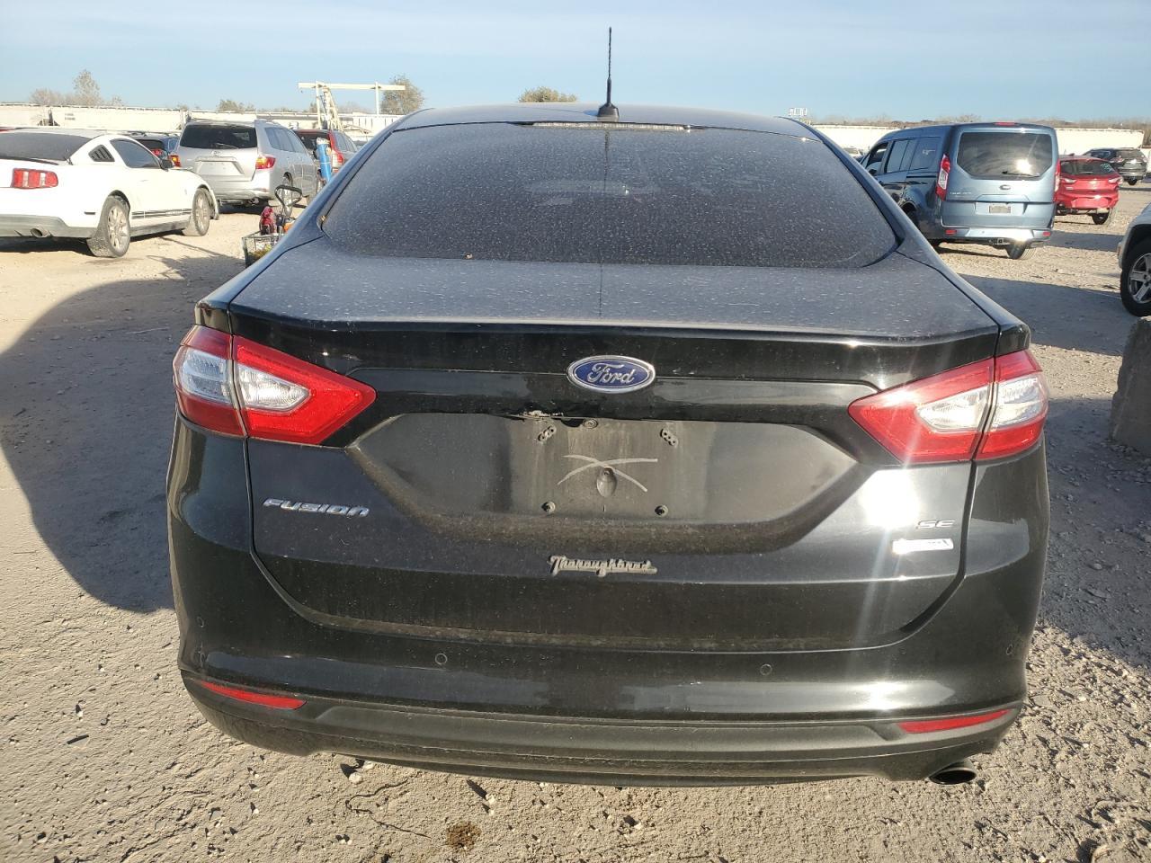 2016 Ford Fusion Se - Фото 6