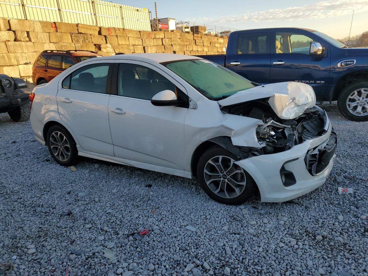 2019 Chevrolet Sonic Lt - Фото 4