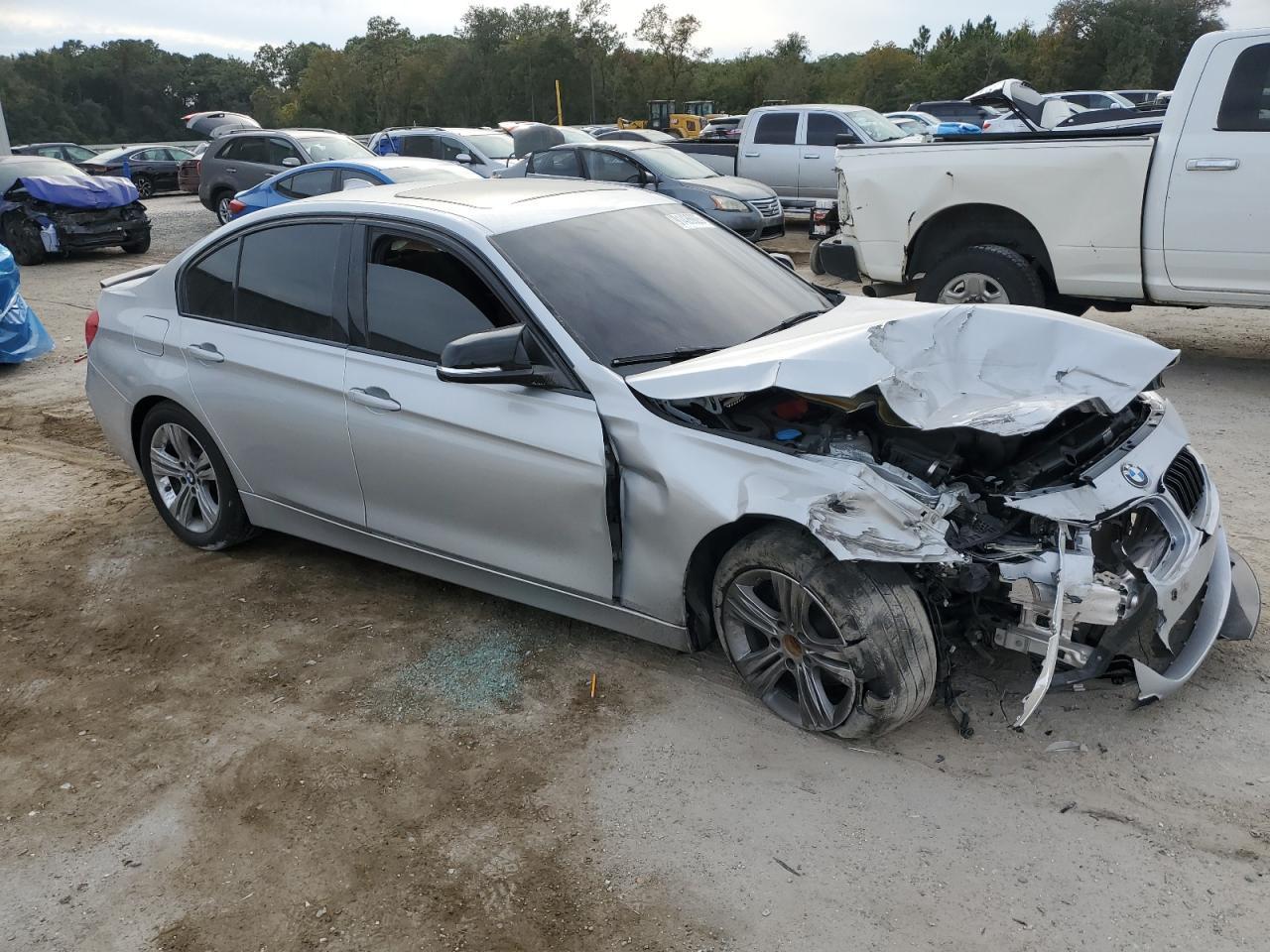 2017 BMW 330 I - Фото 4