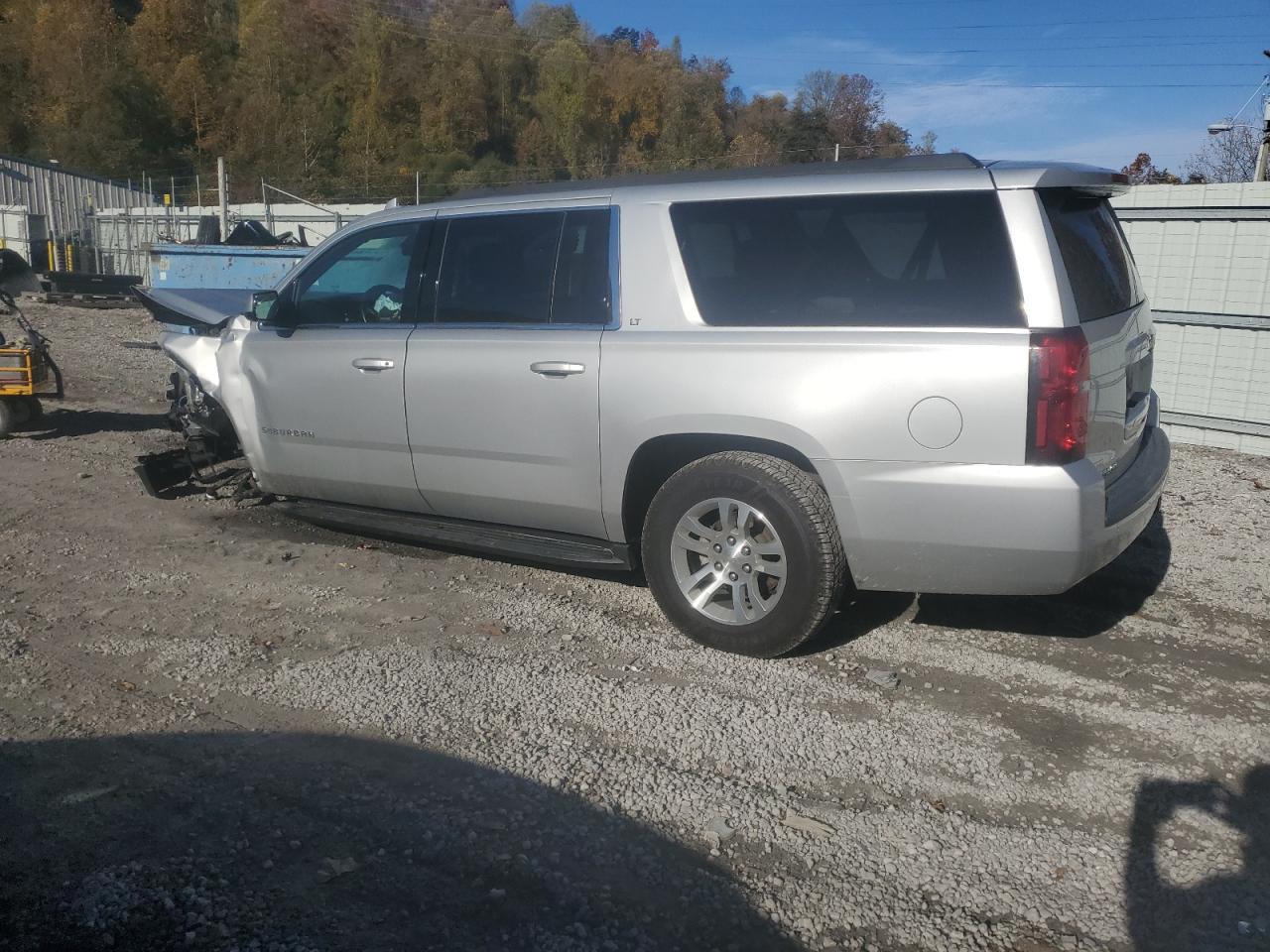 2019 Chevrolet Suburban K1500 Lt - Фото 2