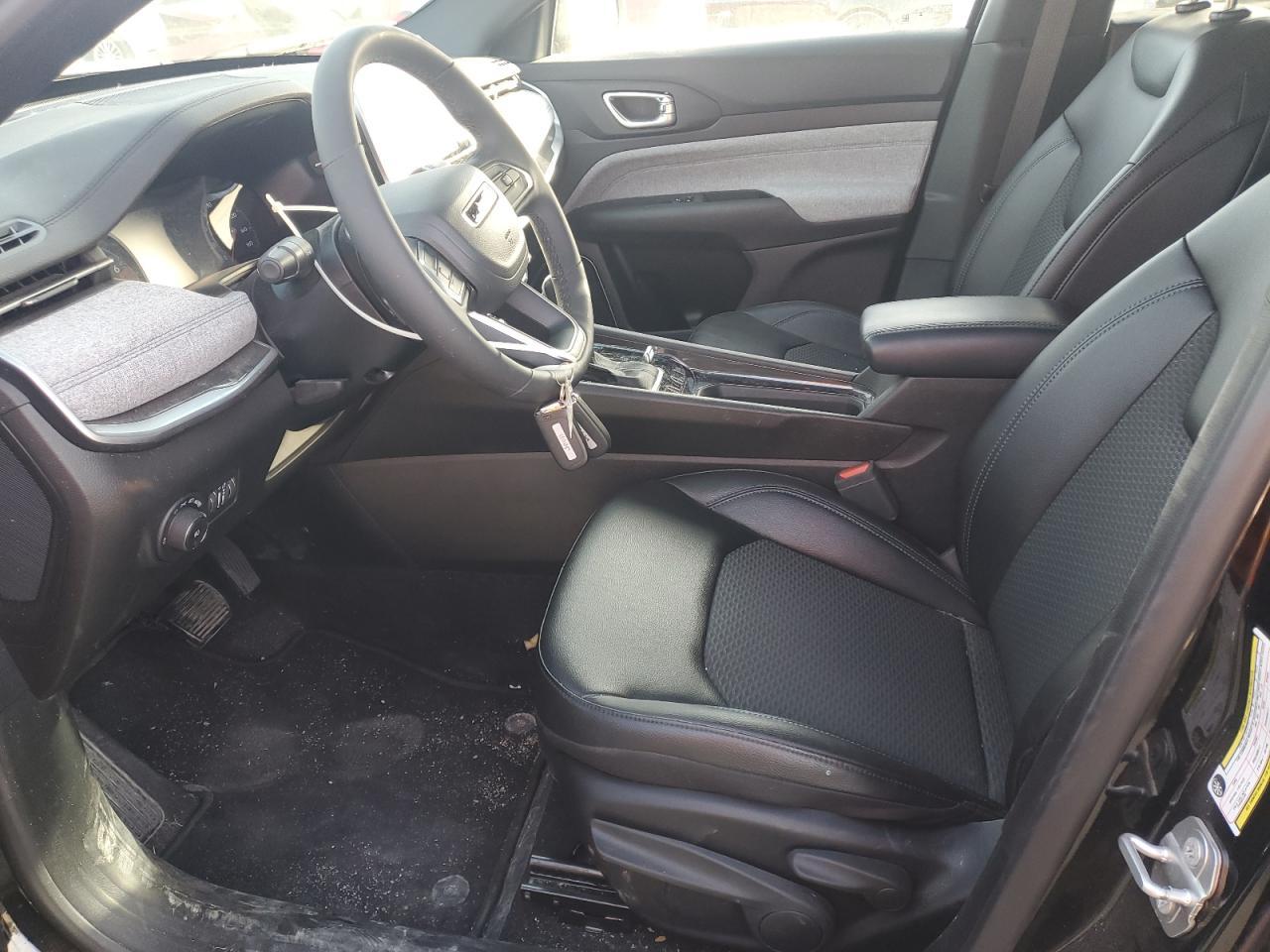 2025 Jeep Compass Latitude - Image 7