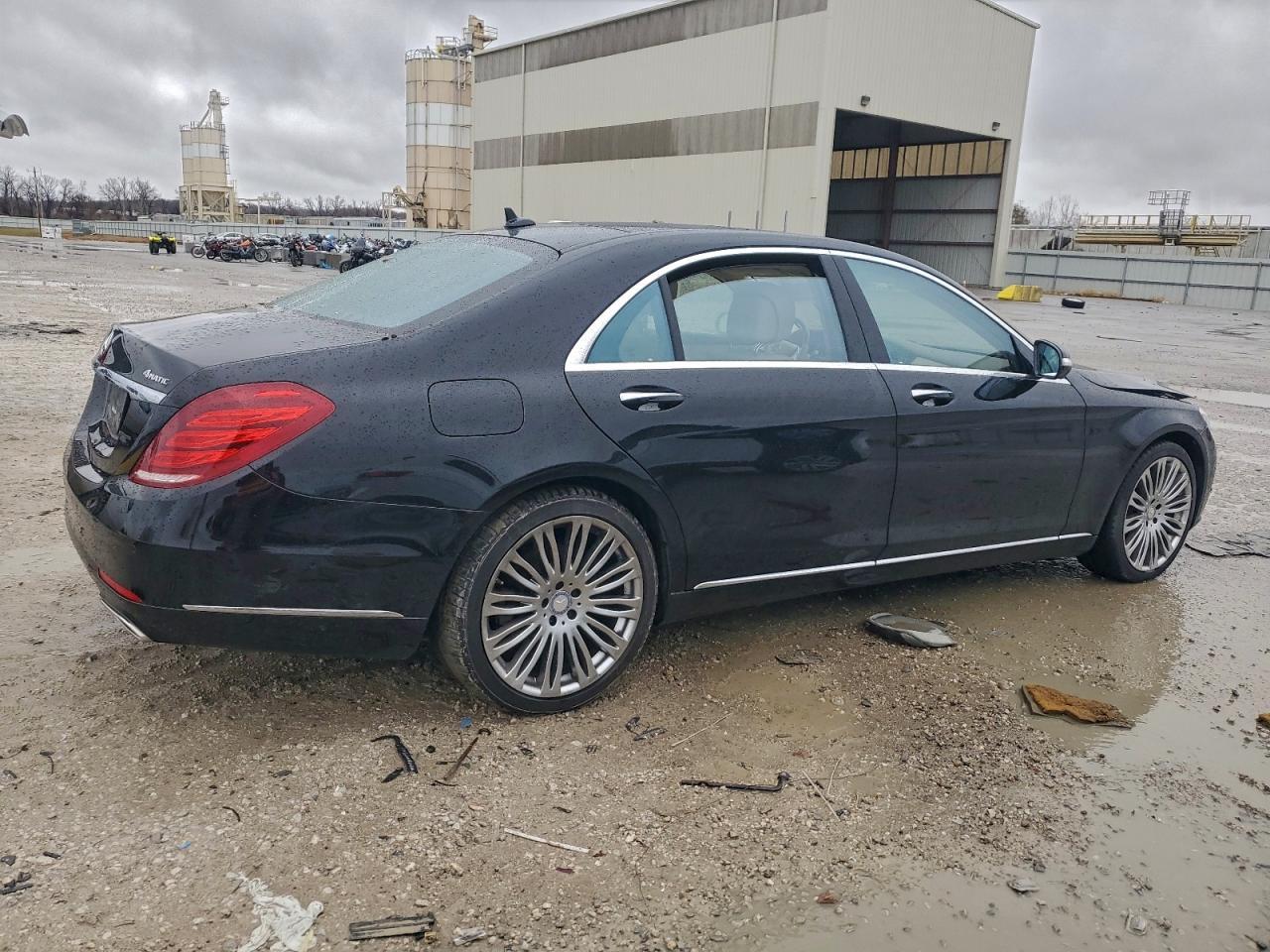 2017 Mercedes-Benz S 550 4Matic - Фото 3