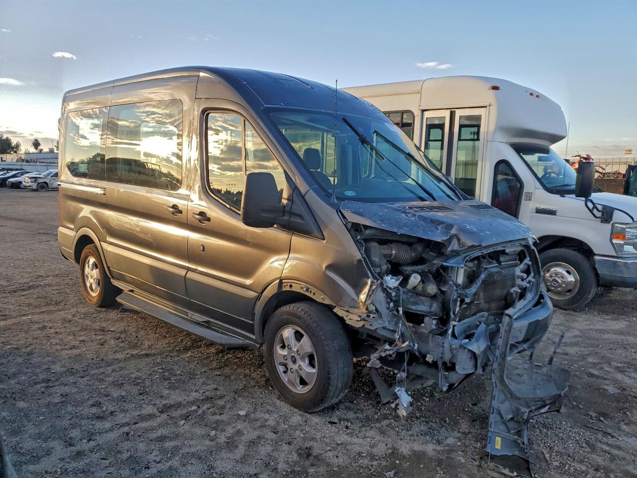 2019 Ford Transit T-150 - Фото 4