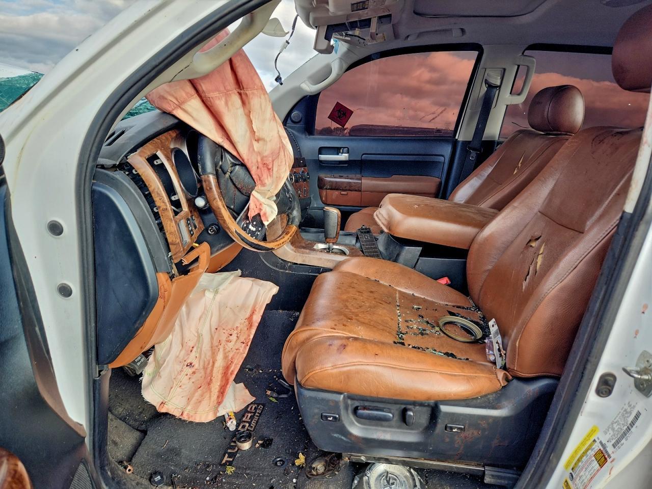 2012 Toyota Tundra Crewmax Limited - Фото 7