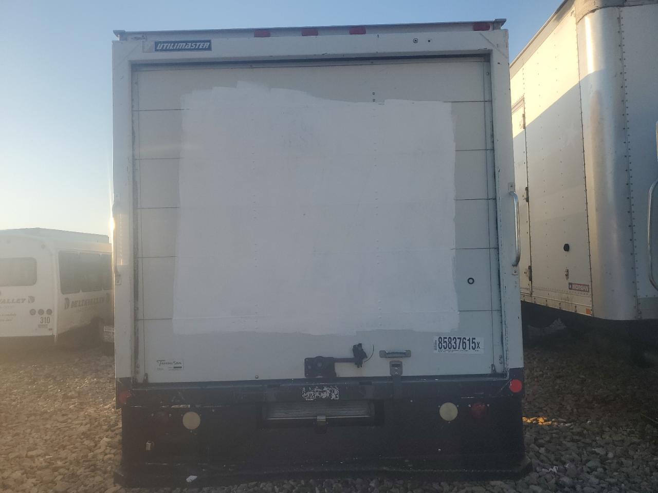 2014 GMC Savana Cutaway G3500 - Фото 6