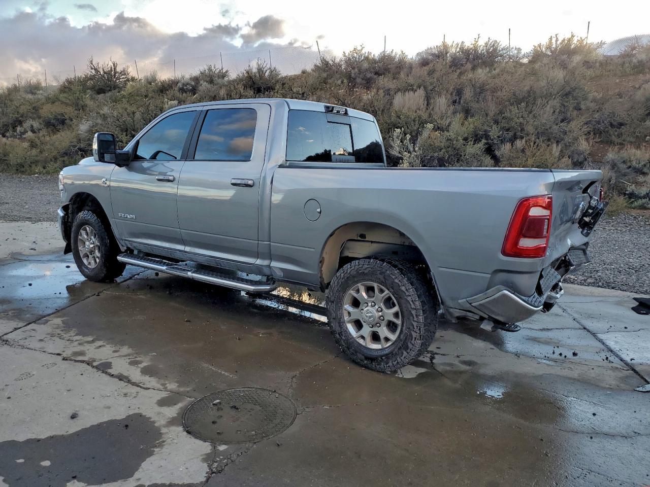 2024 Ram 2500 Laramie - Фото 2