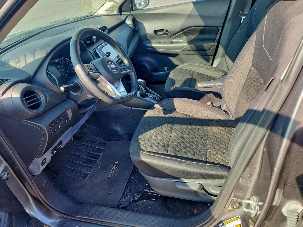 2022 Nissan Kicks S - Фото 7