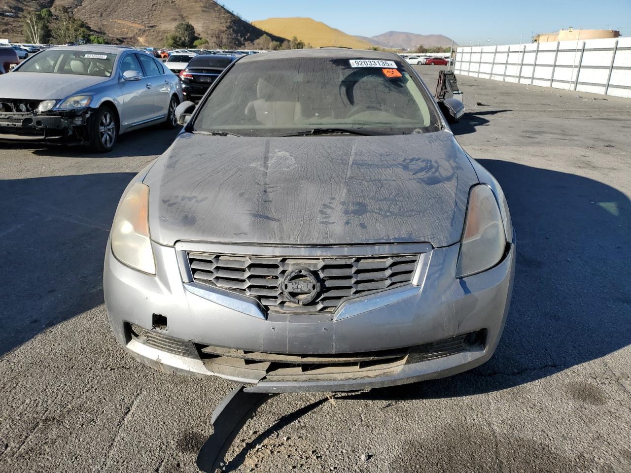 2008 Nissan Altima 3.5 Se - Image 5