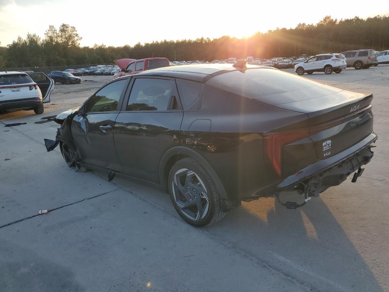 2025 Kia K4 Ex - Image 2