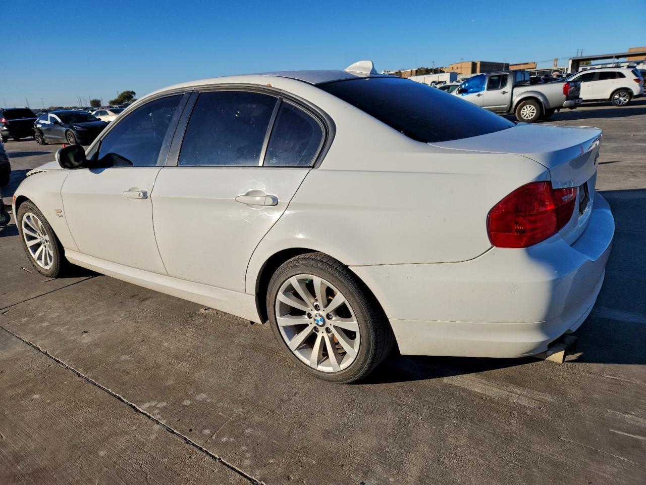 2011 BMW 328 Xi Sulev - Фото 2