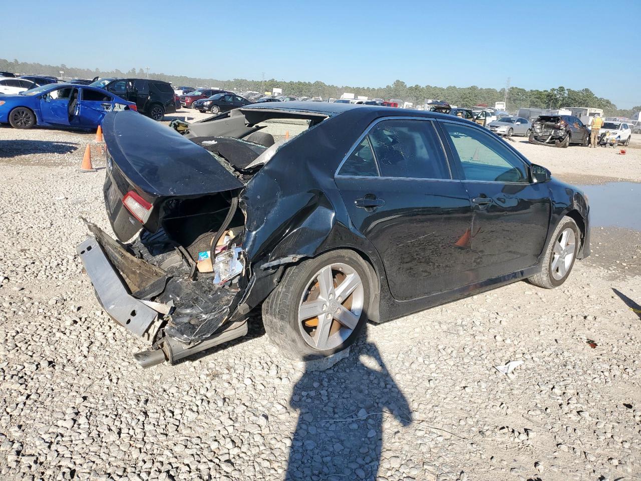 2014 Toyota Camry Se - Фото 3
