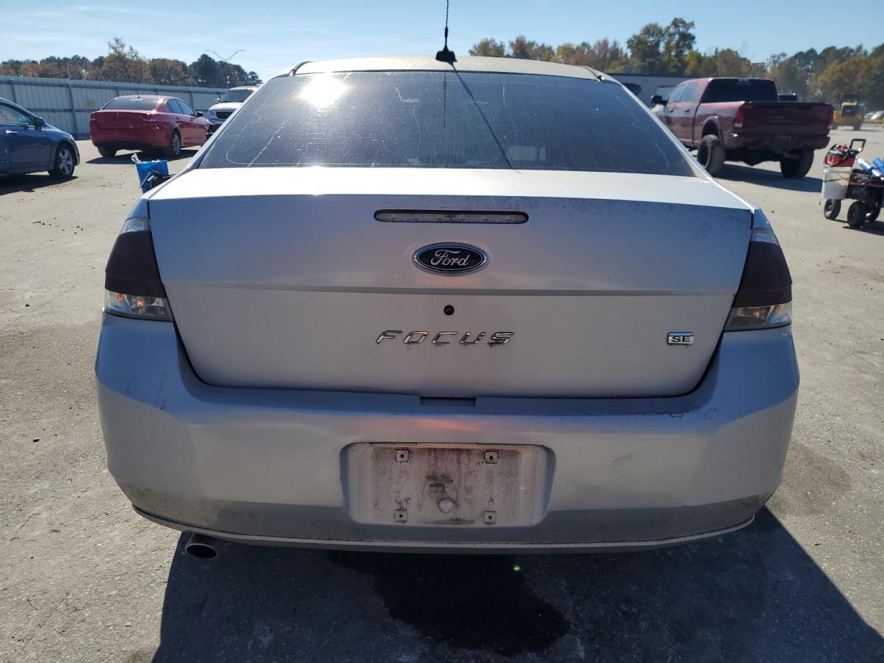 2008 Ford Focus Se - Фото 6