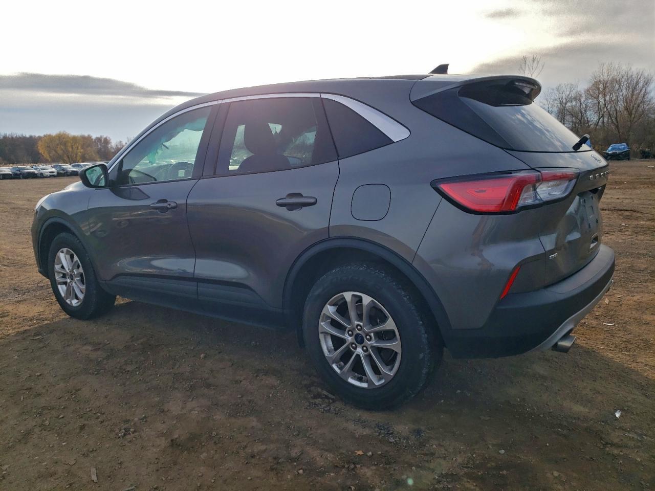 2022 Ford Escape Se - Фото 2