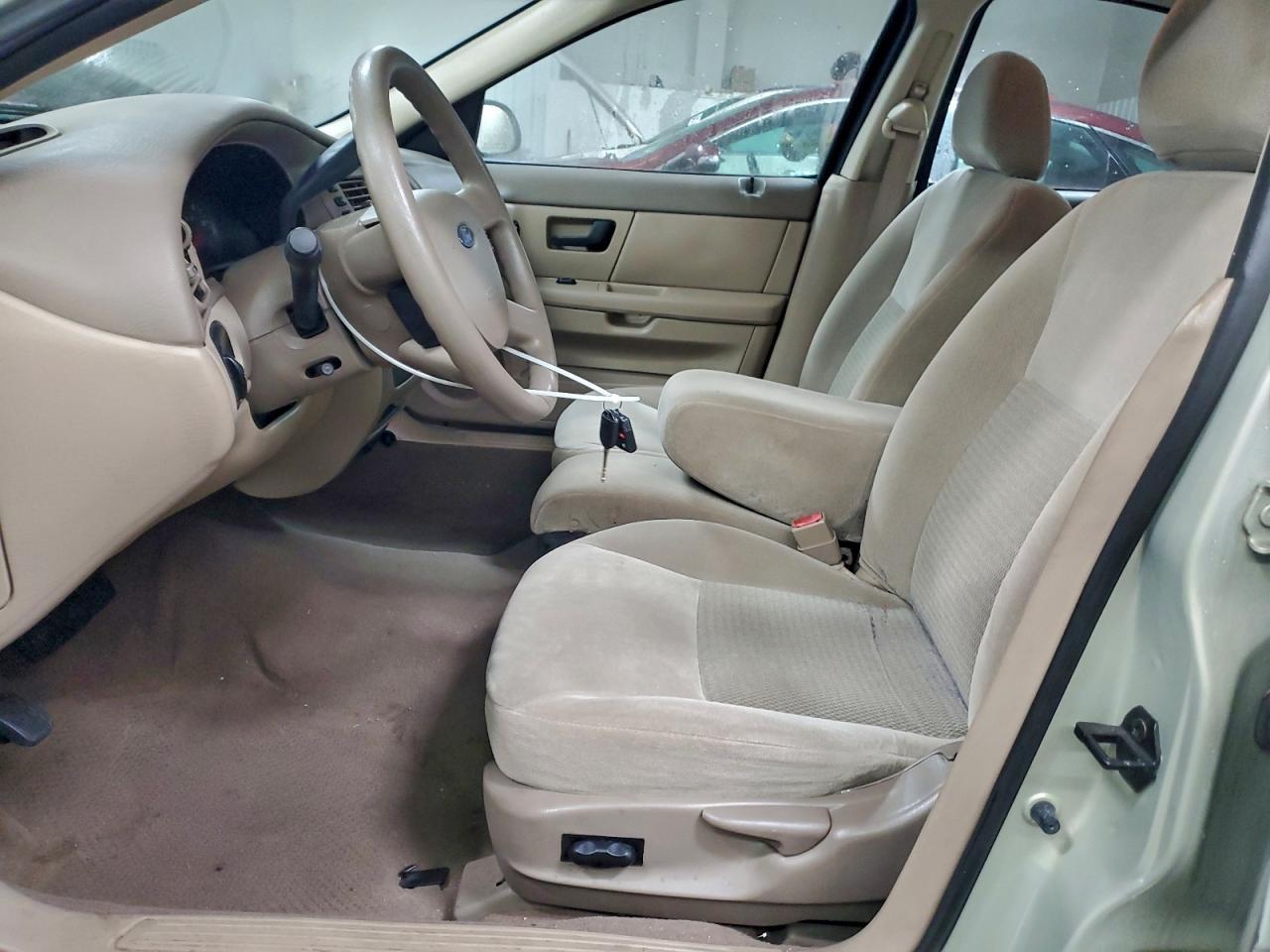 2005 Ford Taurus Se - Фото 7