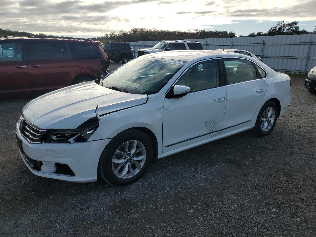 2017 Volkswagen Passat S
