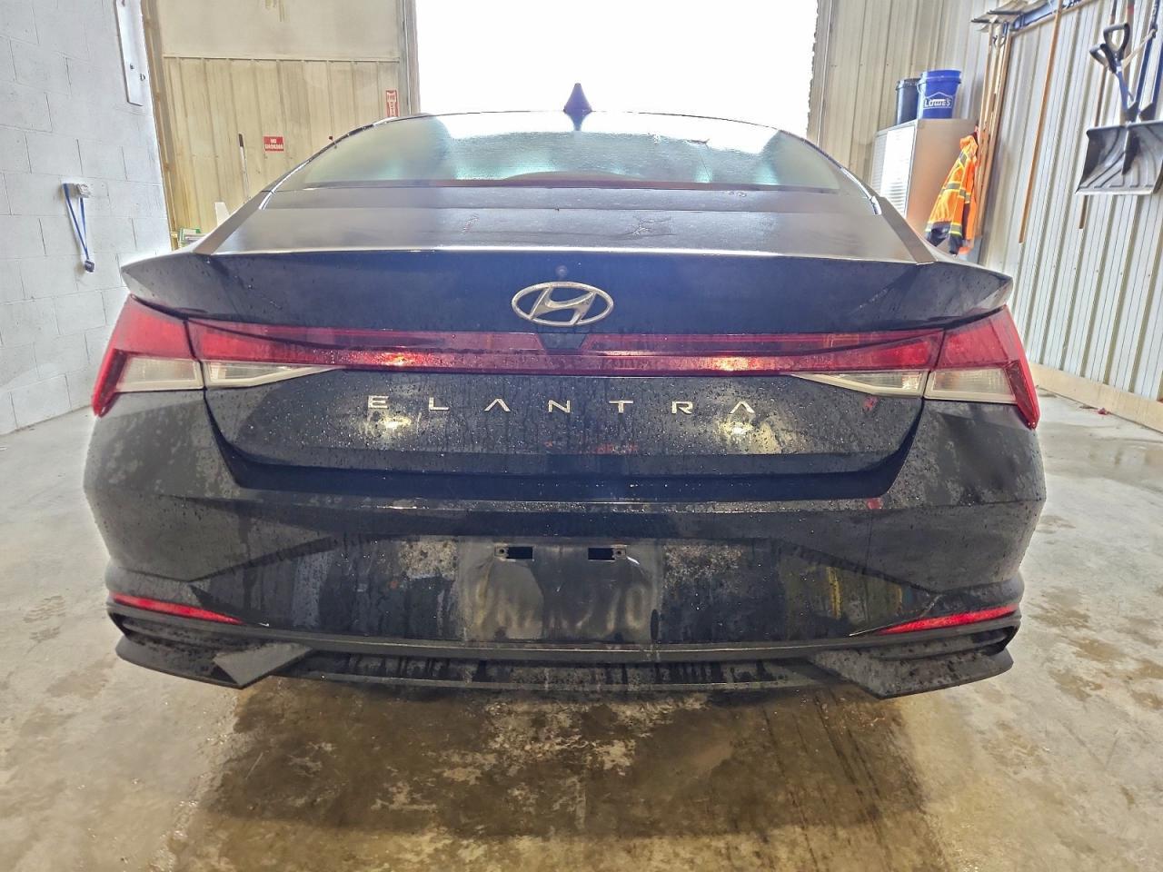 2021 Hyundai Elantra Se - Image 6