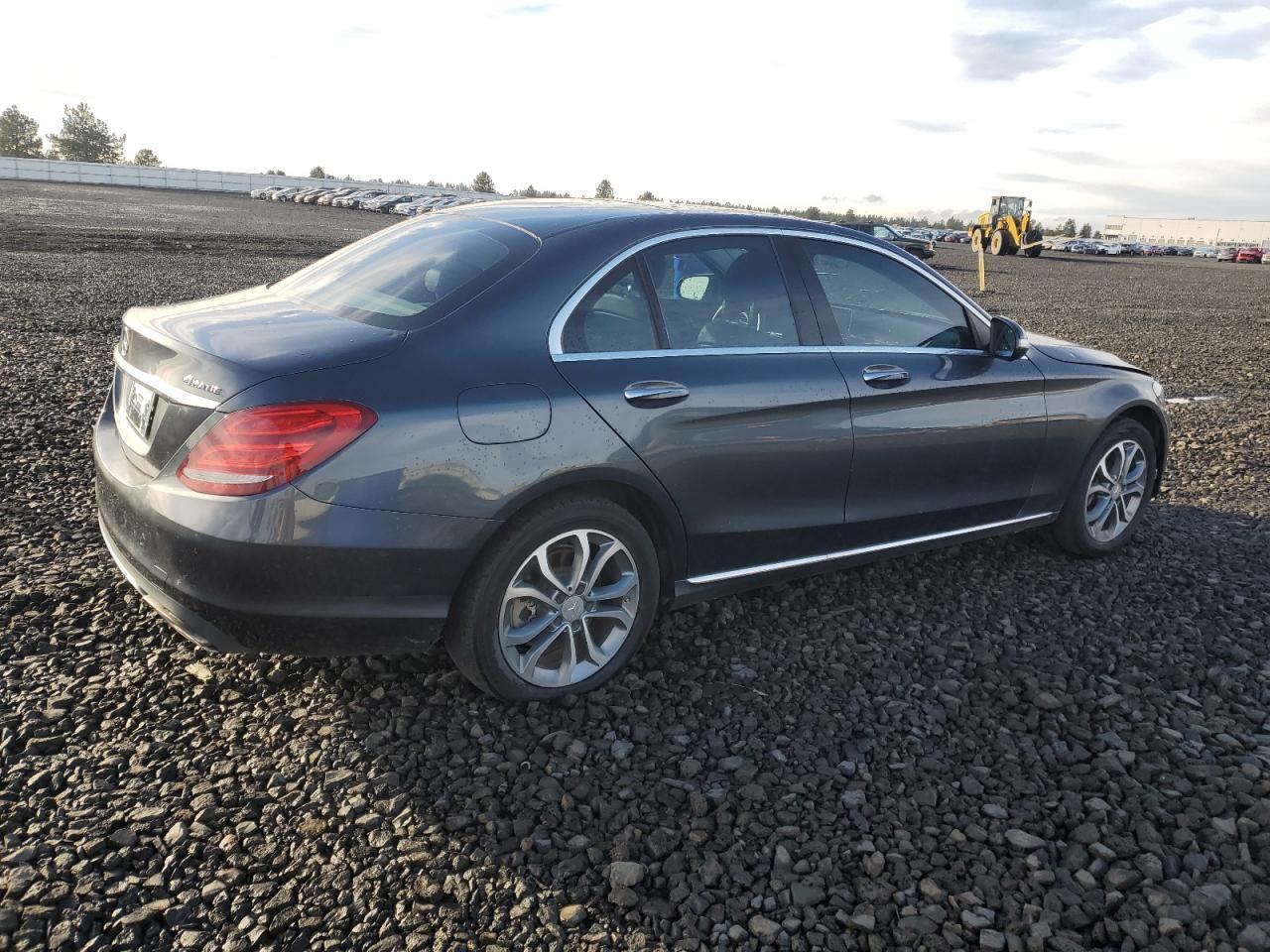 2015 Mercedes-Benz C 300 4Matic - Image 3