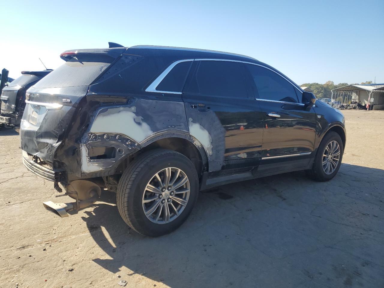 2019 Cadillac Xt5 Luxury - Image 3