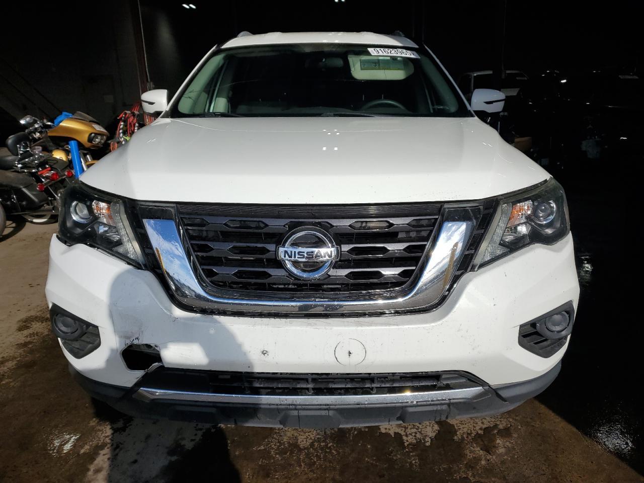 2018 Nissan Pathfinder S - Фото 5