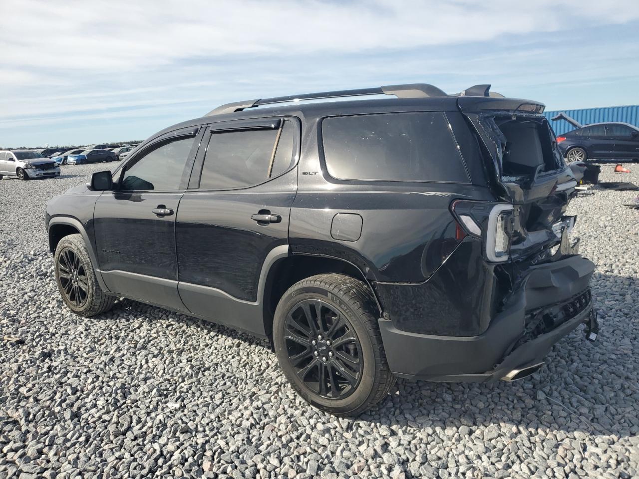 2023 GMC Acadia Slt - Image 2