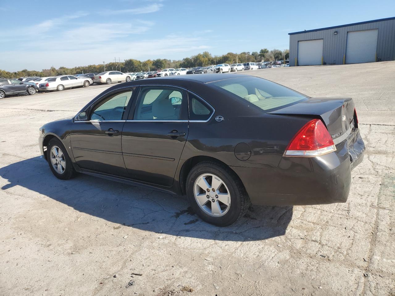 2009 Chevrolet Impala 1Lt - Image 2